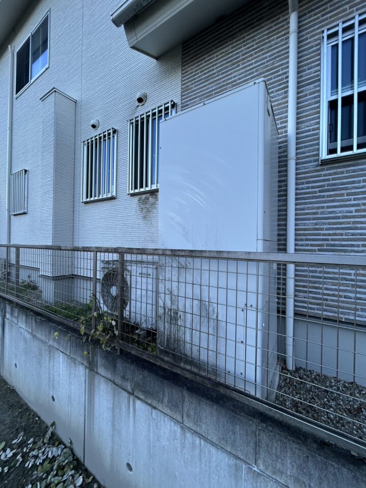 コロナ製エコキュート　日野市　交換前