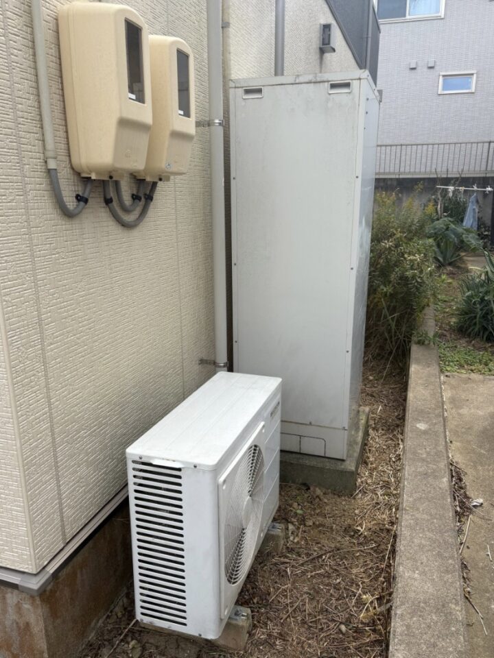 コロナ製エコキュート　国立市　交換前