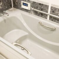 お湯をためる前の浴槽を撮った画像